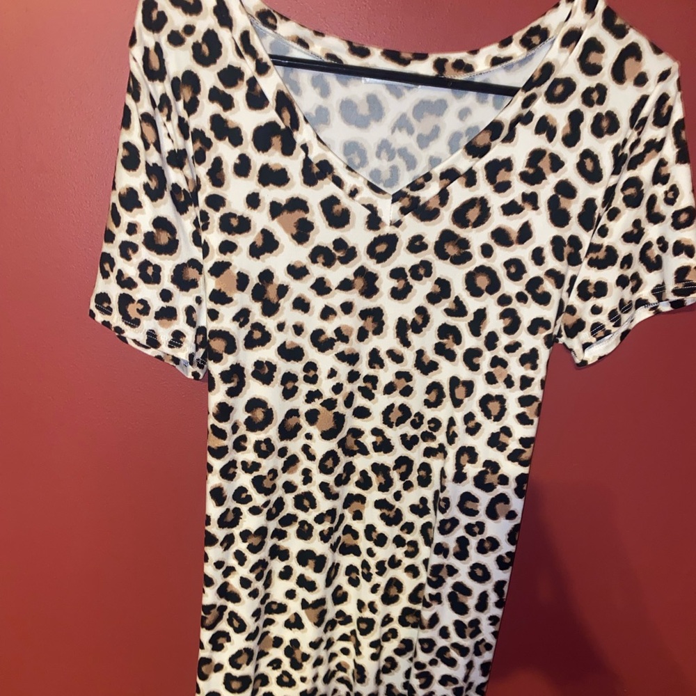 Jodilf cheetah print maxi V-Nexk ties in the front worn once